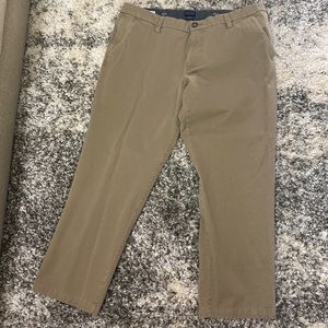 Dockers Straight Fit Pant. 38 X 32.